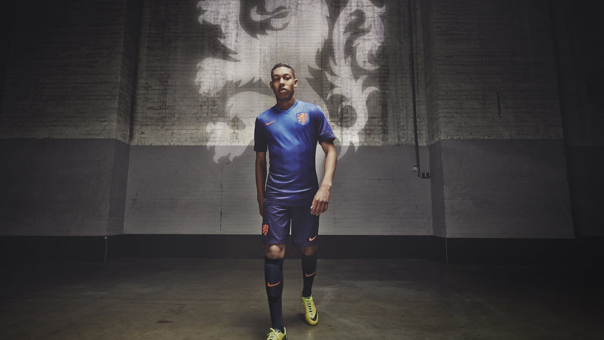 葡萄牙骑手吉尔贝托·费利佩在2024年全国工作马术锦标赛中以“Morante”马匹获得大师组银牌,表现出色。